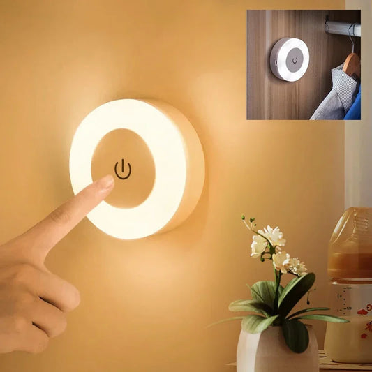 Luz Nocturna LED Portátil Recargable USB para Iluminación de Dormitorio y Sala de Estar