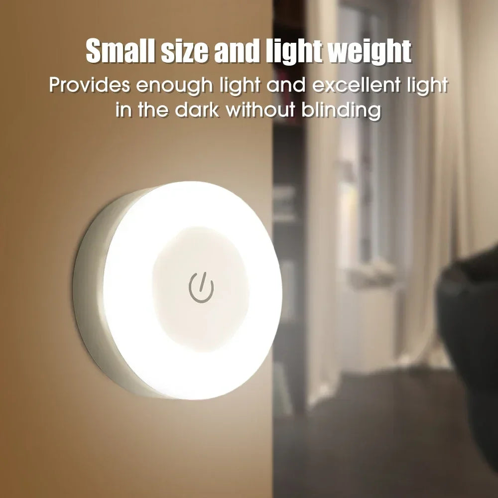 Luz Nocturna LED Portátil Recargable USB para Iluminación de Dormitorio y Sala de Estar